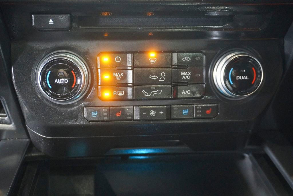 Used 2017 Ford F150 Lariat w/ Equipment Group 502A Luxury image 21