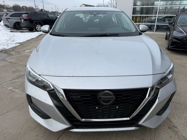 Used 2023 Nissan Sentra SV image 2