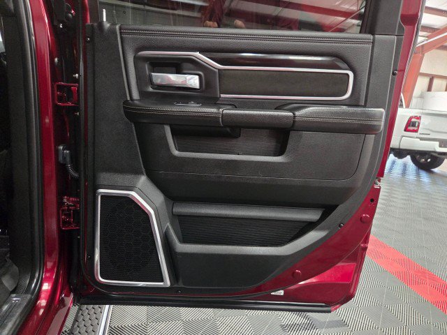 Used 2022 RAM 3500 Laramie AWD/4WD image 35
