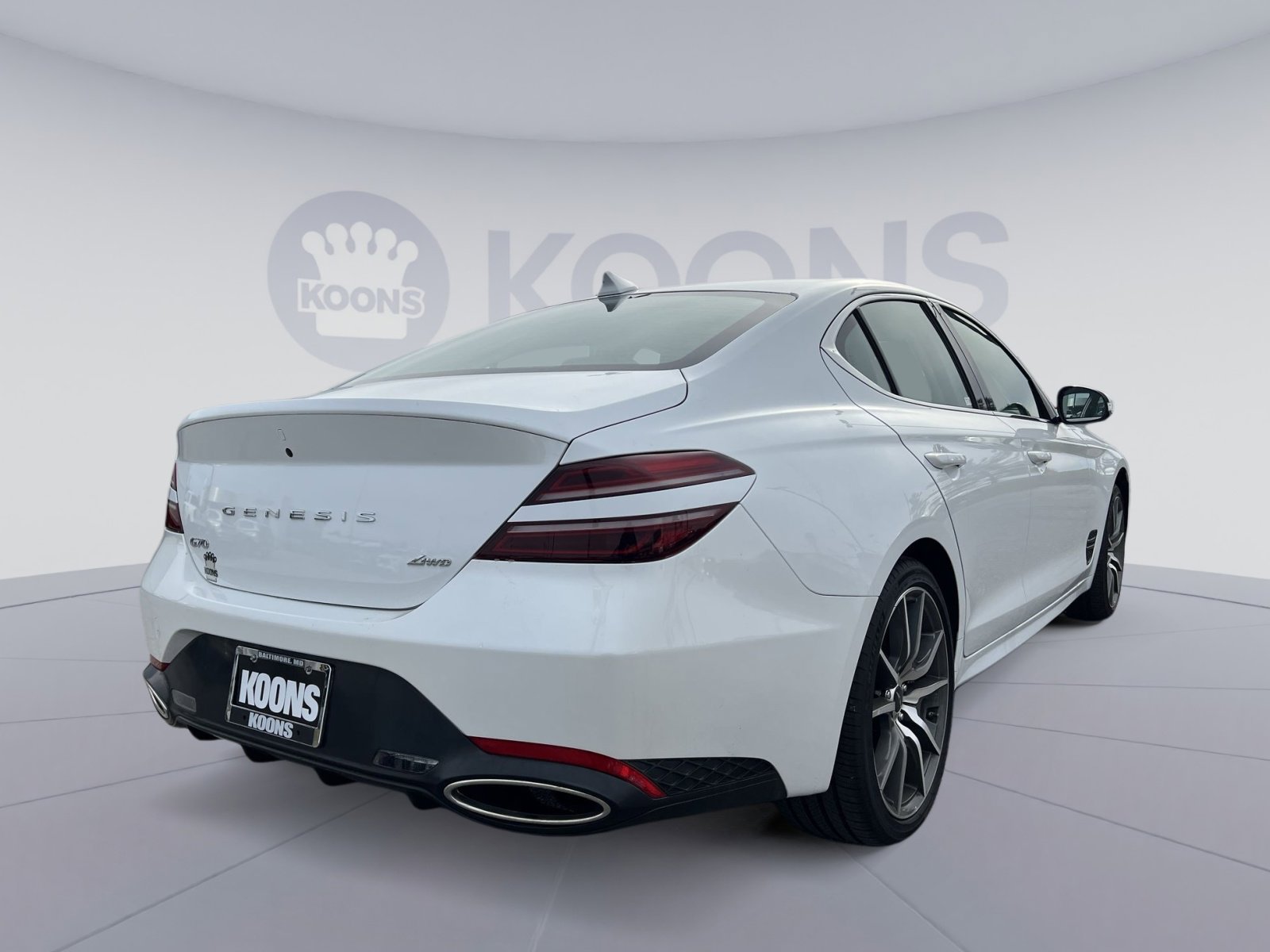 Used 2025 Genesis G70 2.5T image 7