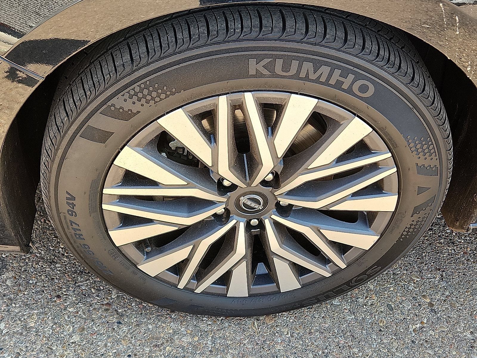 Used 2025 Nissan Altima 2.5 SV FWD image 7