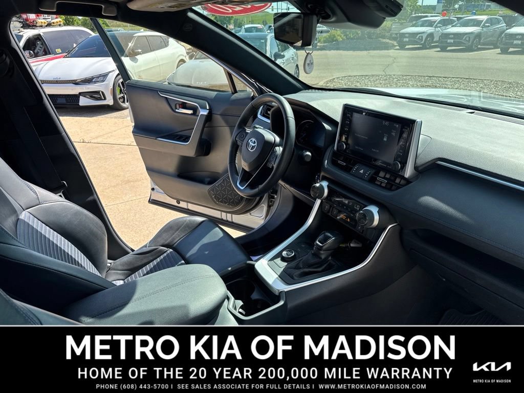 Used 2020 Toyota RAV4 XSE w/ XSE Grade Weather Package AWD/4WD image 37