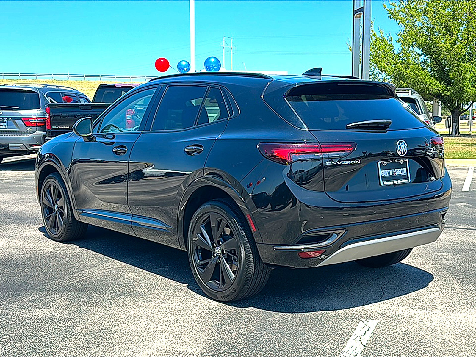Used 2023 Buick Envision Essence w/ Sport Touring Package FWD image 6