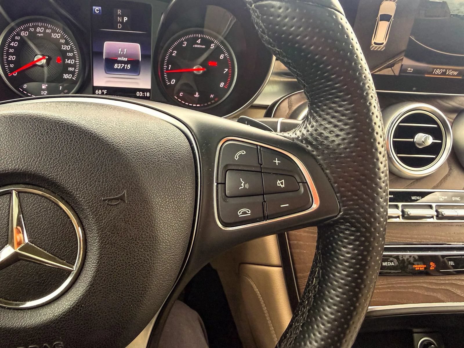 Used 2018 Mercedes-Benz GLC 300 4MATIC image 37