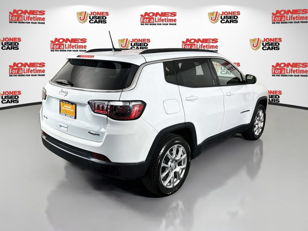Used 2023 Jeep Compass Latitude AWD/4WD image 15