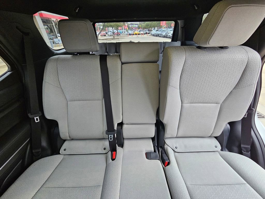 Used 2025 Toyota 4Runner SR5 RWD image 13