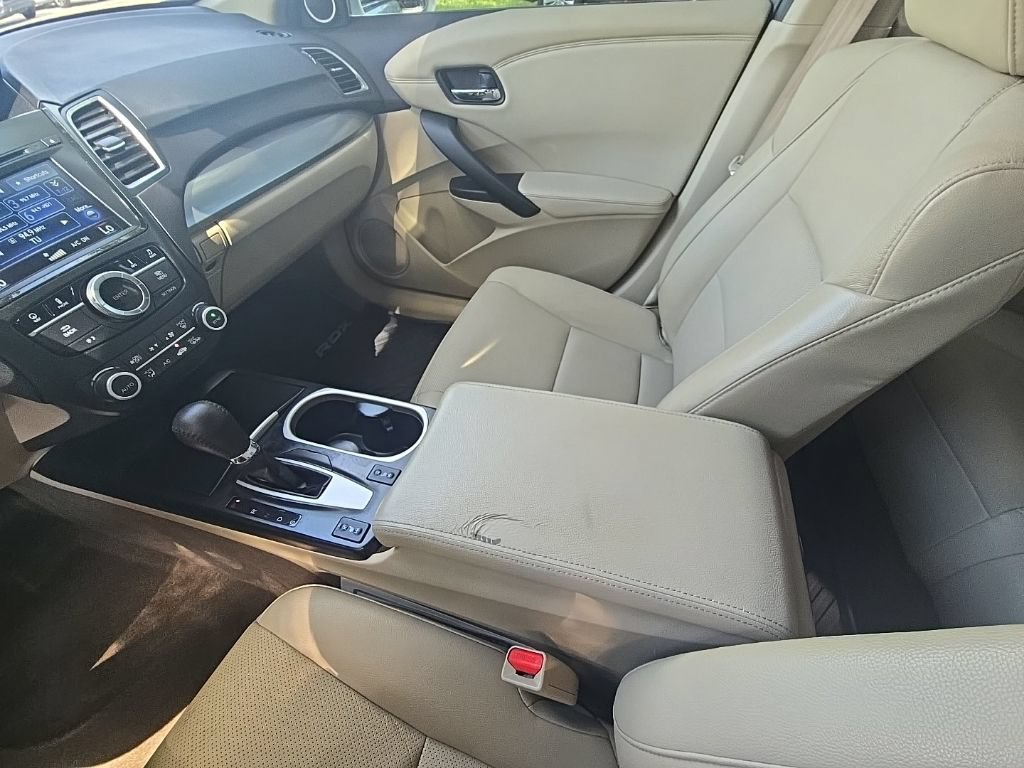 Used 2017 Acura RDX w/ Technology Package FWD image 25