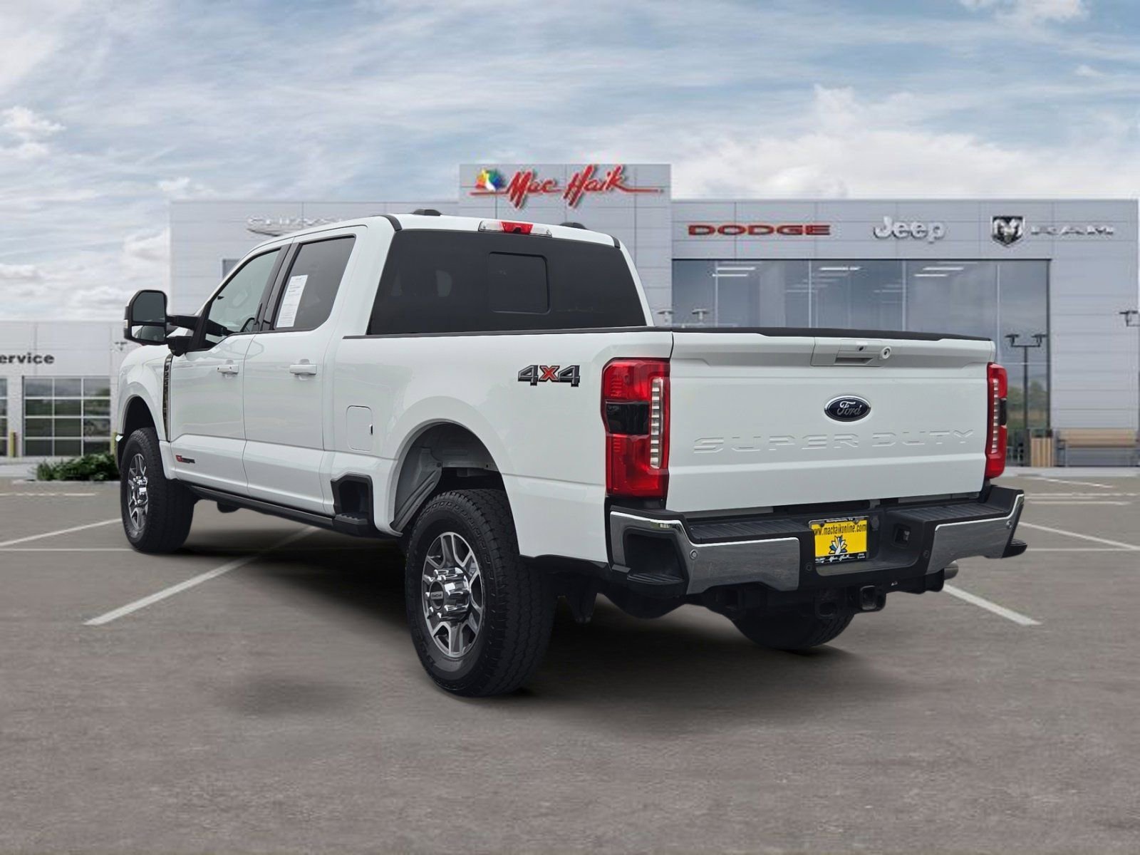 Used 2023 Ford F250 Lariat w/ Lariat Ultimate Package AWD/4WD image 3