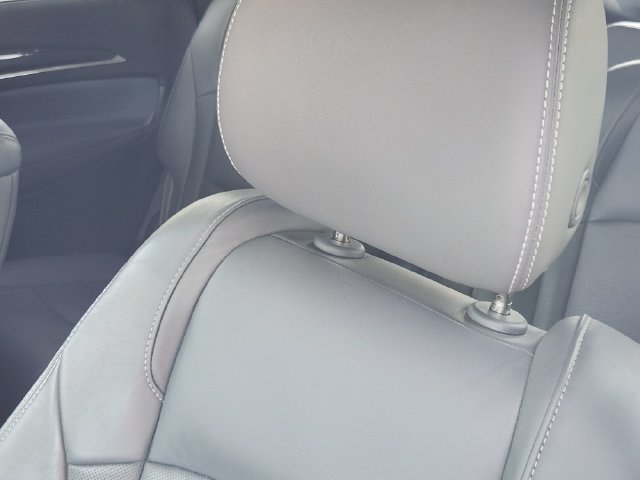 Used 2021 Buick Enclave Essence w/ Sport Touring Edition FWD image 14