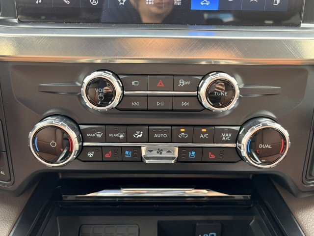 New 2027 Ford F250 King Ranch w/ Chrome Package AWD/4WD image 23