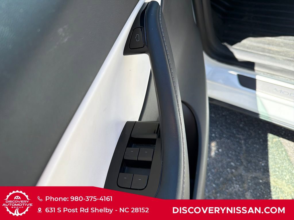 Used 2021 Tesla Model Y Long Range AWD/4WD image 15