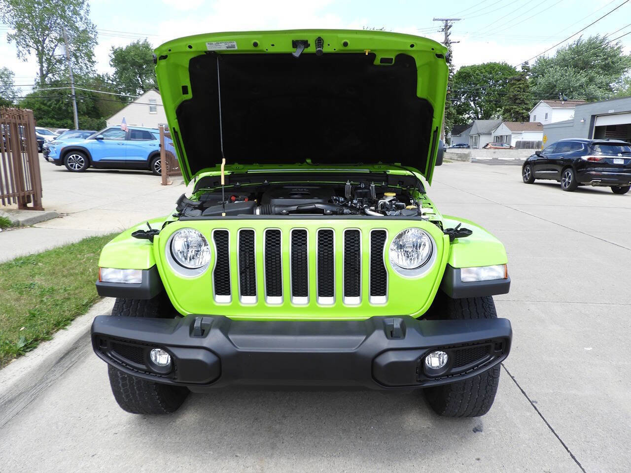 Used 2021 Jeep Wrangler Unlimited Sahara w/ Uconnect 4C Nav & Sound Group AWD/4WD image 49