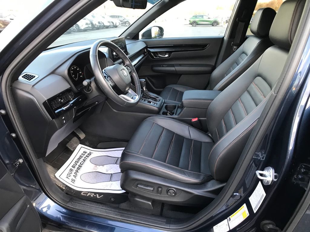 Certified 2023 Honda CR-V Sport Touring image 4