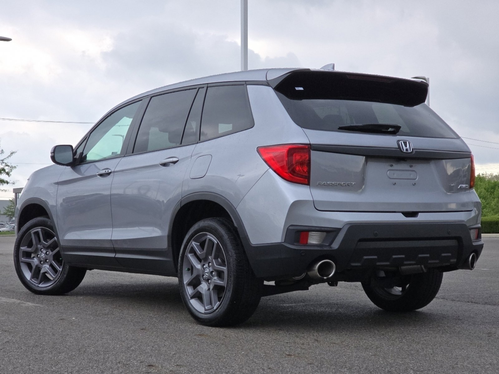 Used 2023 Honda Passport EX-L image 12