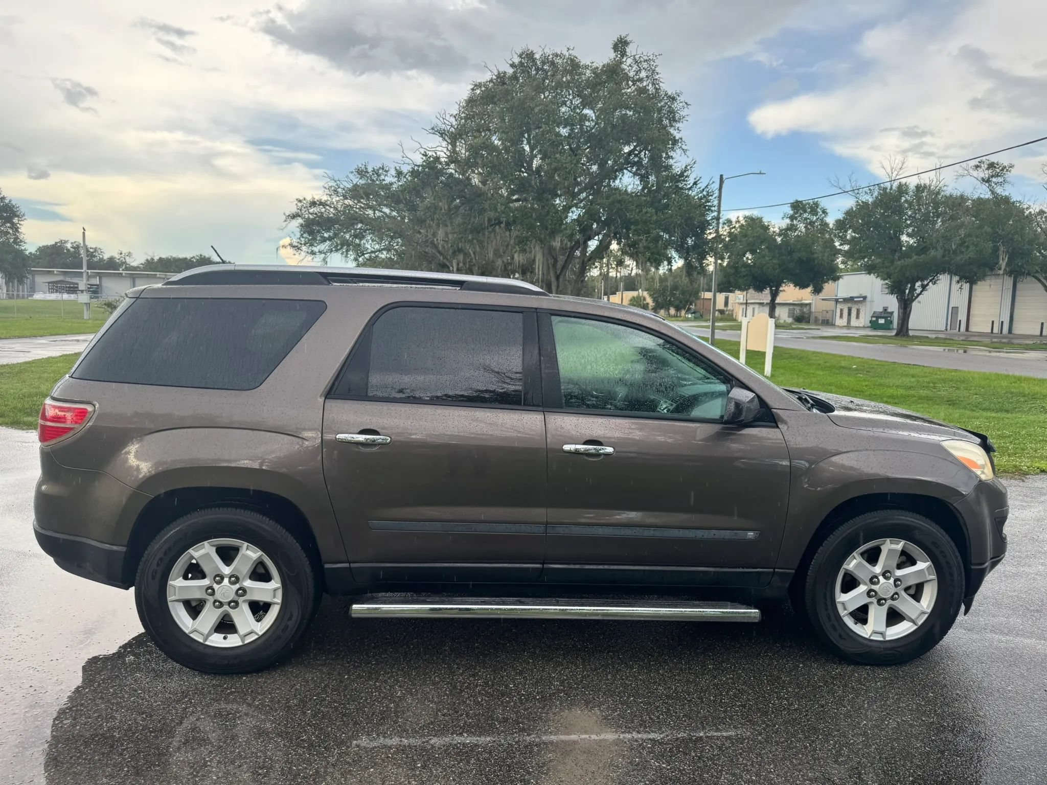Used 2007 Saturn Outlook XE w/ Preferred Pkg FWD image 5