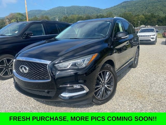 Used 2018 INFINITI QX60 FWD w/ Deluxe Technology Package