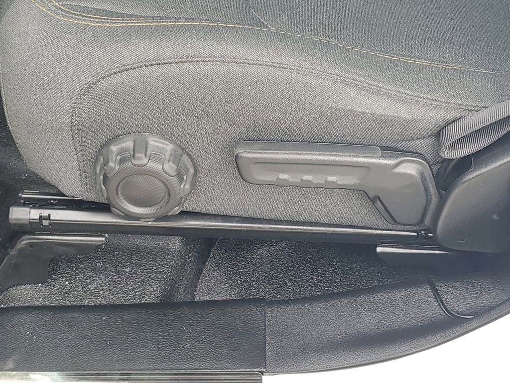 Used 2024 Jeep Wrangler Sport S image 19