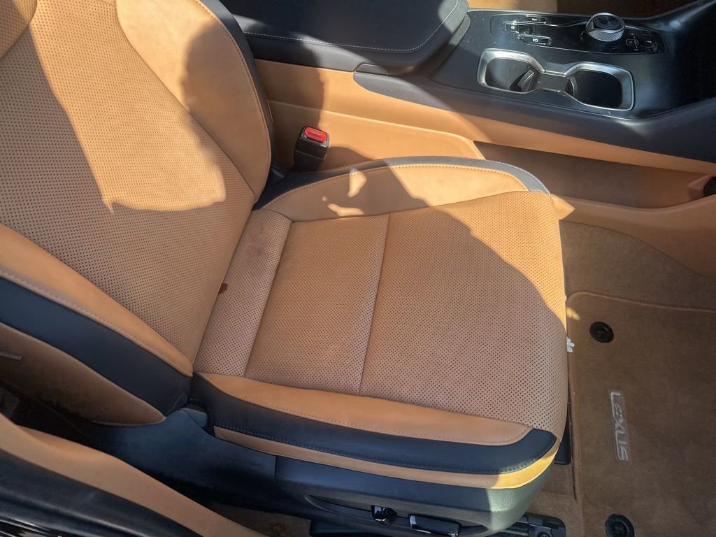 Used 2023 Lexus RZ 450e Premium w/ Technology Package image 9