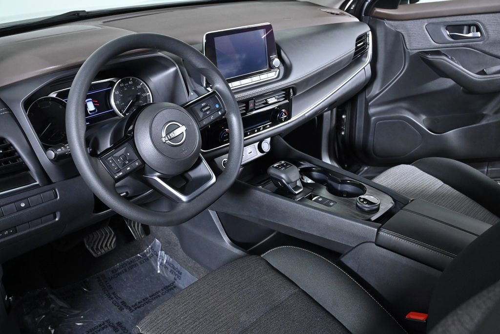 Certified 2023 Nissan Rogue SV image 12