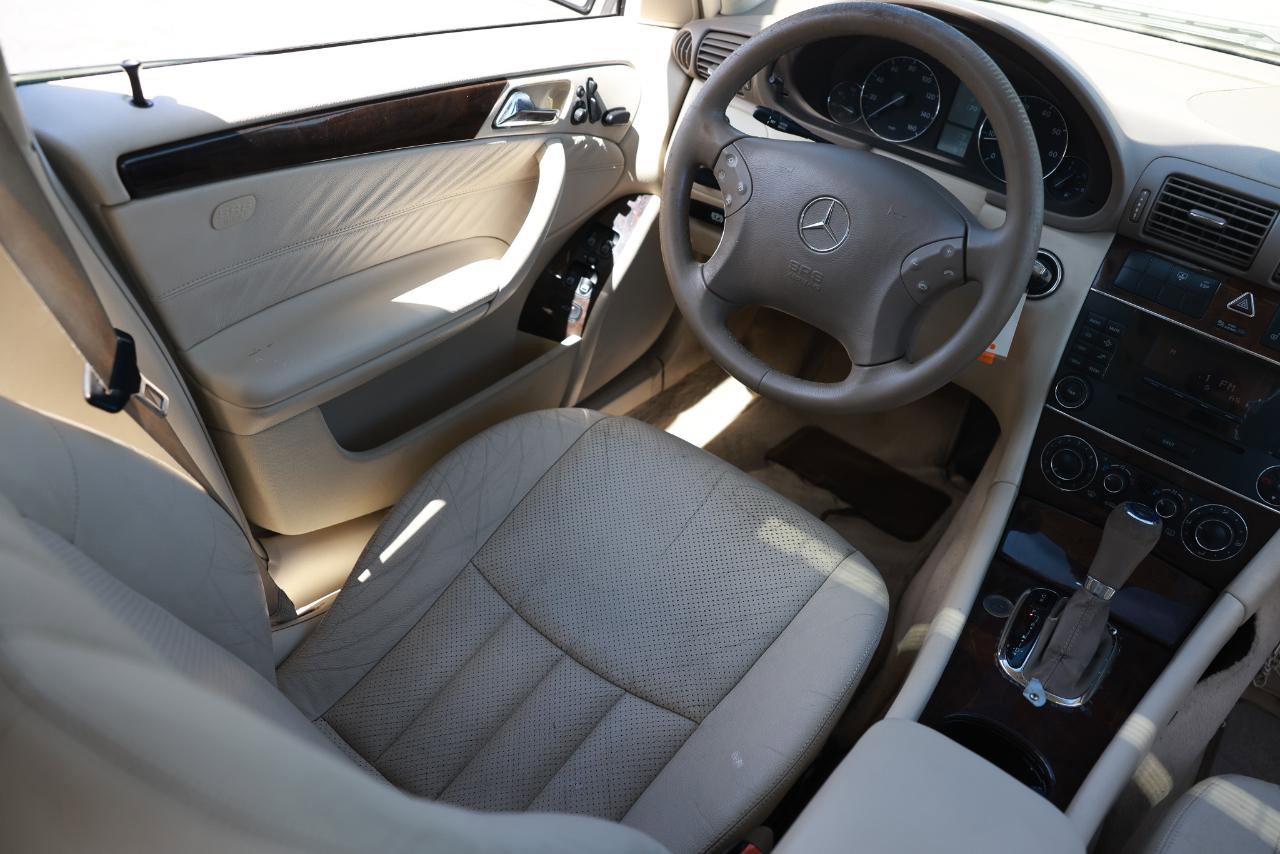 Used 2005 Mercedes-Benz C 320 C320 4DR SEDAN w/ Sunroof Pkg image 20