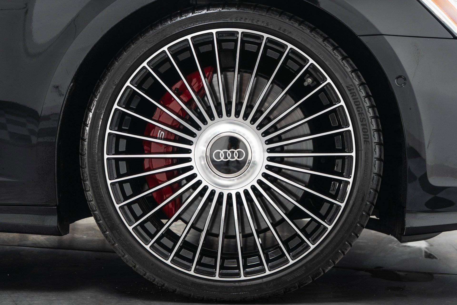 Used 2025 Audi S6 Premium Plus w/ Premium Plus Package image 47