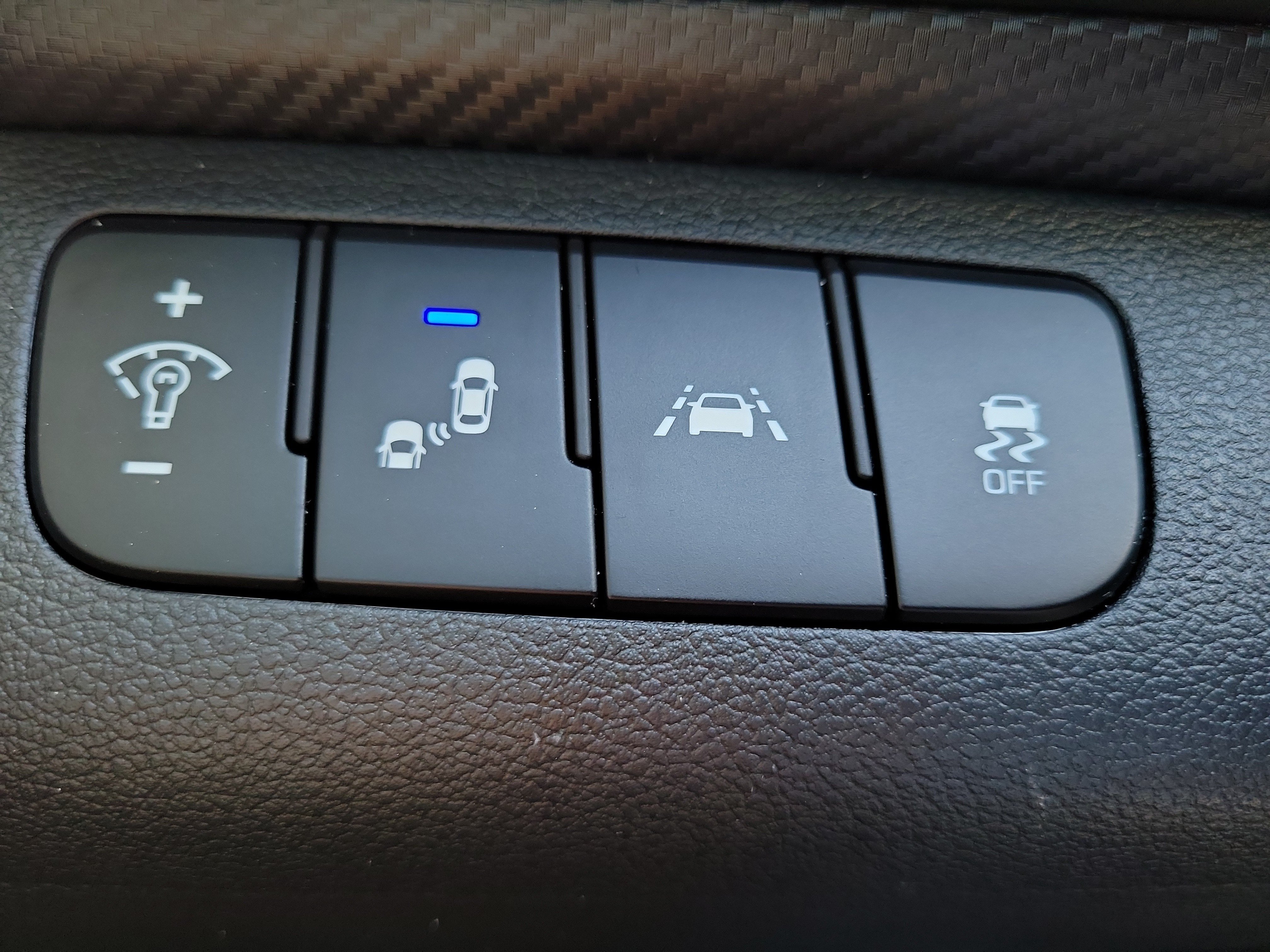 Used 2020 Hyundai Elantra Sport w/ Cargo Package (C1) FWD image 31