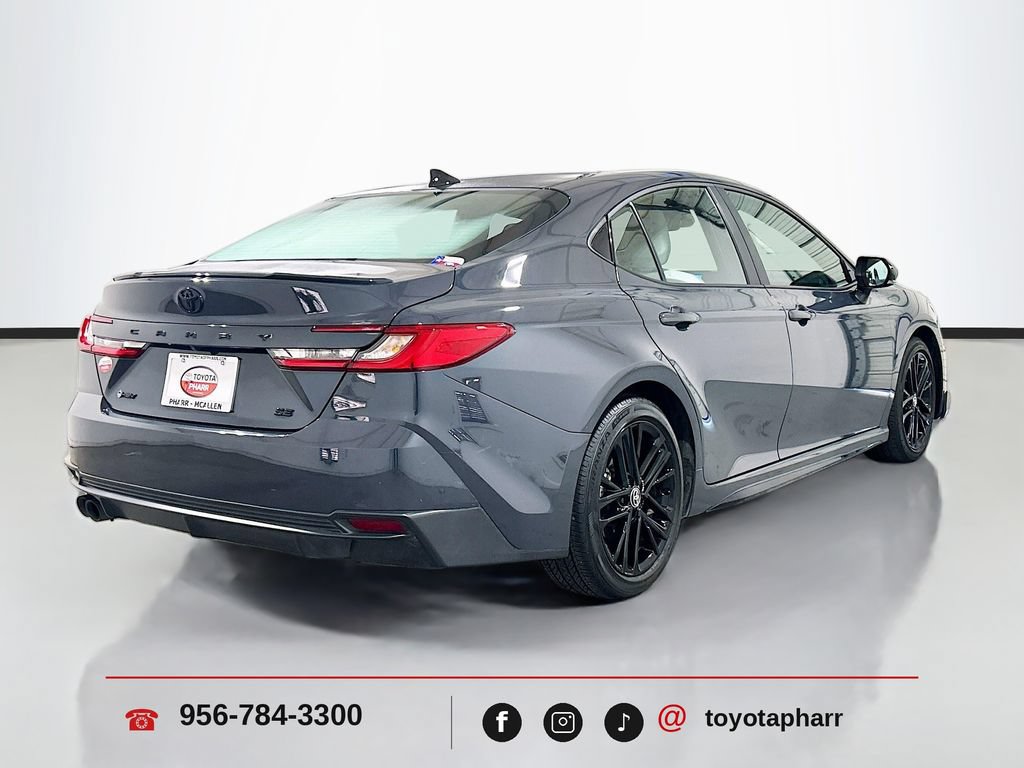 Used 2025 Toyota Camry SE w/ Convenience Package FWD image 4
