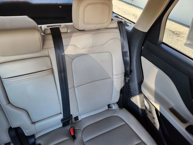 New 2026 Lincoln Corsair Premiere image 15