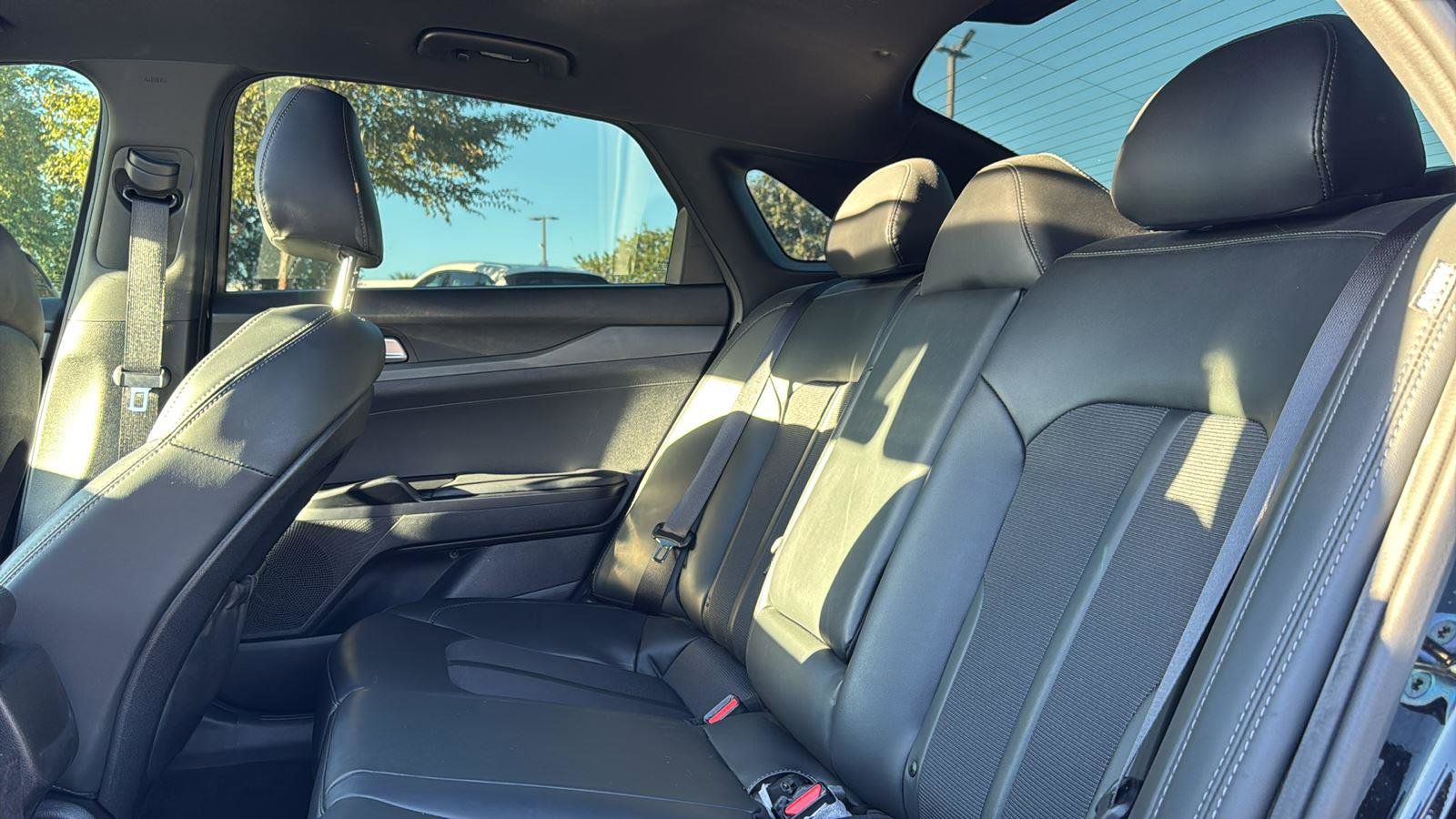 Used 2022 Kia K5 GT-Line w/ GT-Line FWD Premium Package image 24