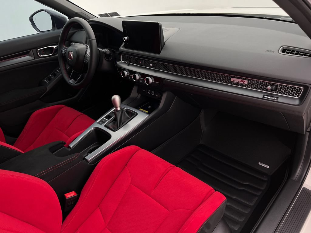 Used 2025 Honda Civic Type R image 13