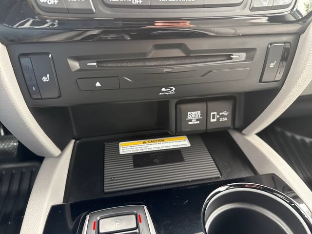 Used 2019 Honda Pilot Touring image 36