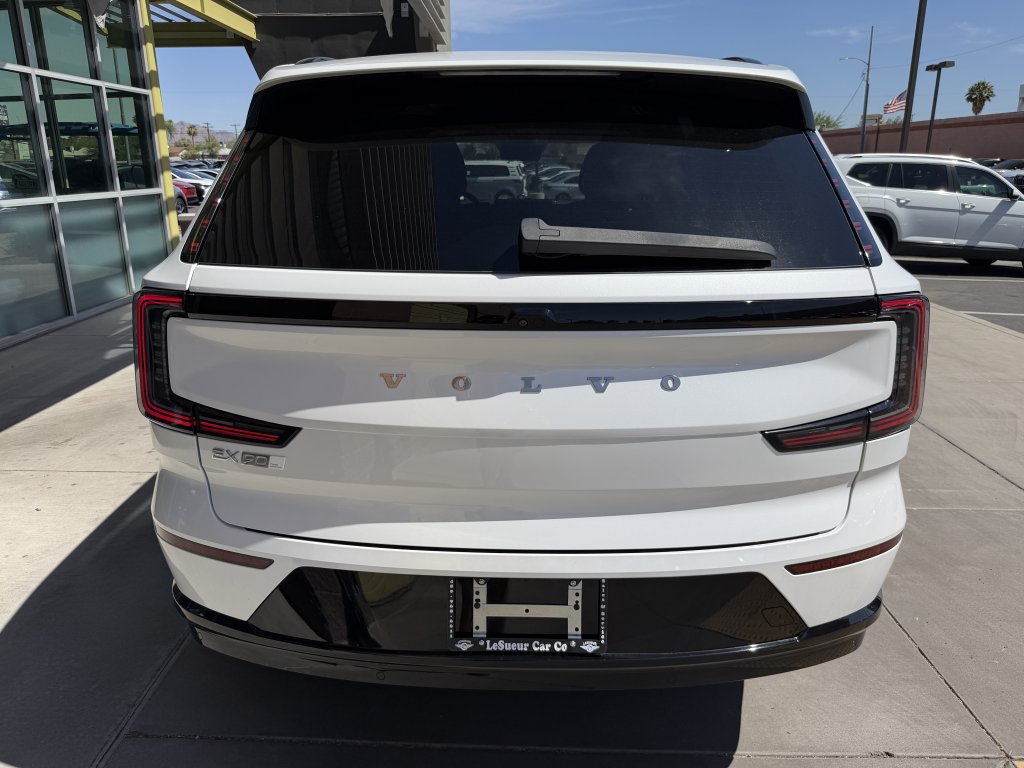 Used 2025 Volvo EX90 Ultra AWD/4WD image 13