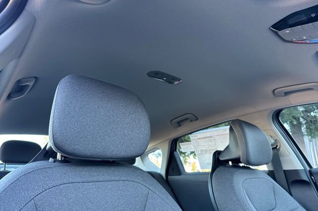 New 2025 Kia K4 EX image 18