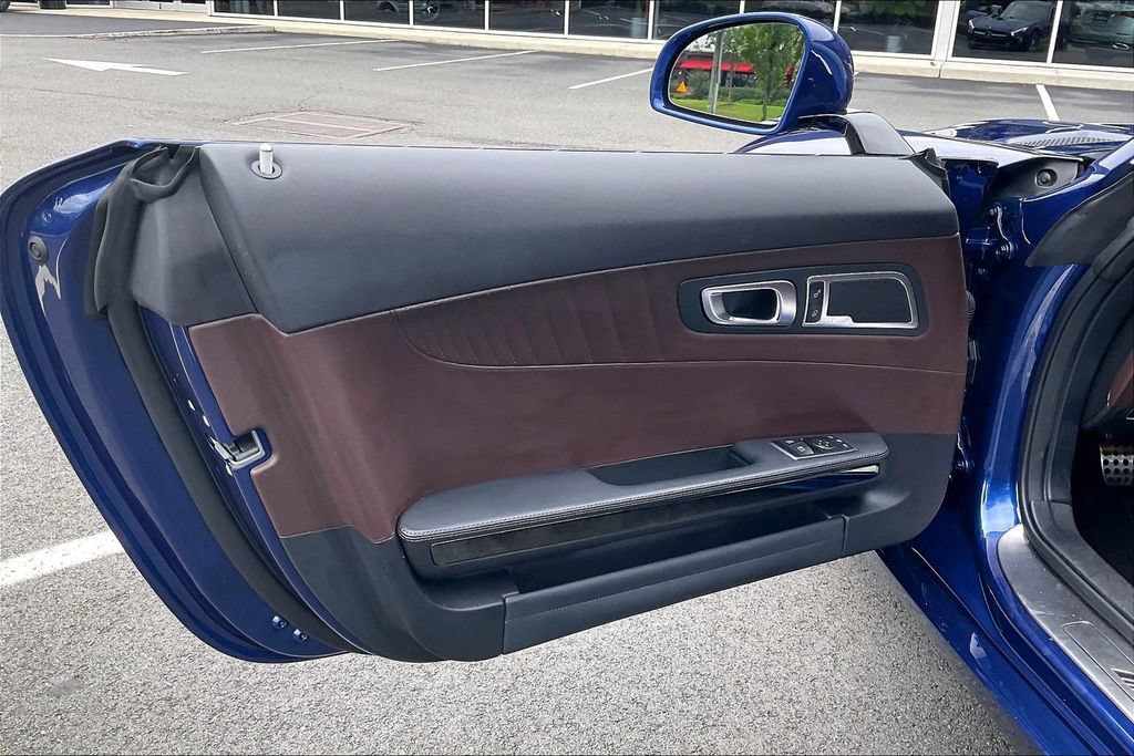 Used 2016 Mercedes-Benz AMG GT S image 13