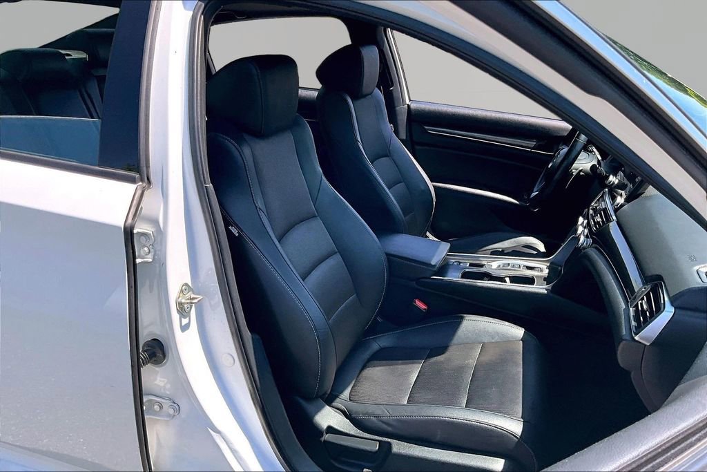 Used 2020 Honda Accord Sport image 21