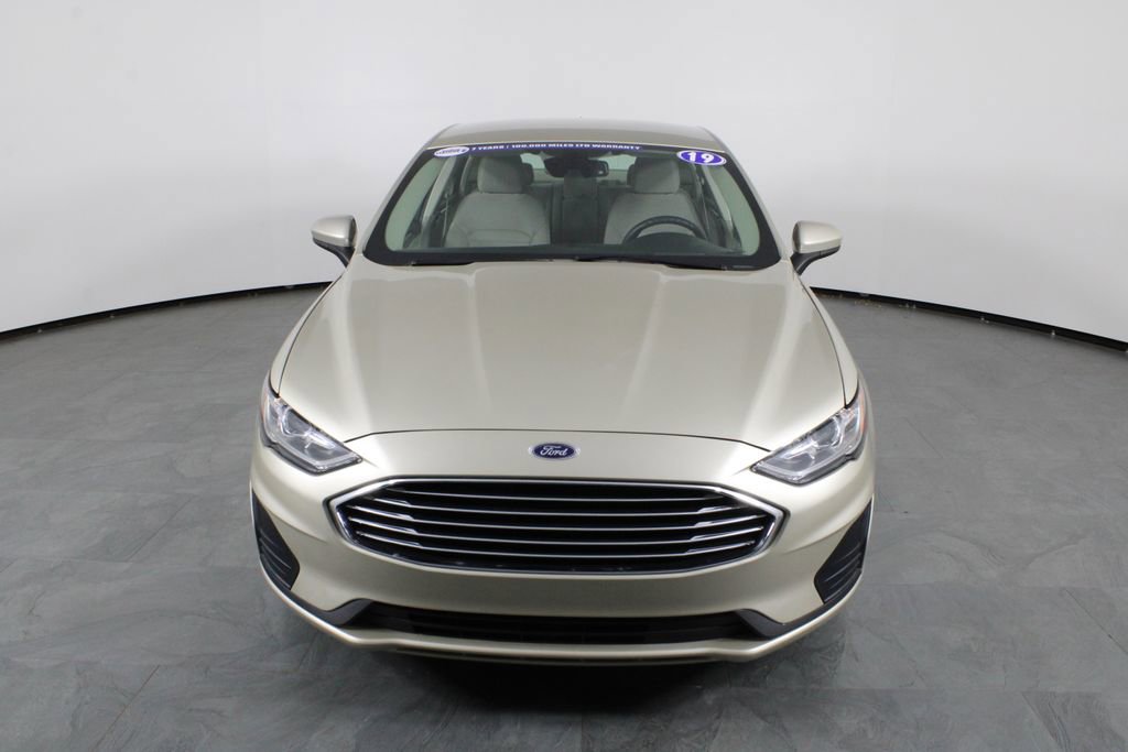 Used 2019 Ford Fusion SE image 12