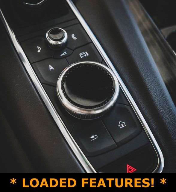 Used 2022 Cadillac Escalade Sport w/ LPO, ONYX Package image 23