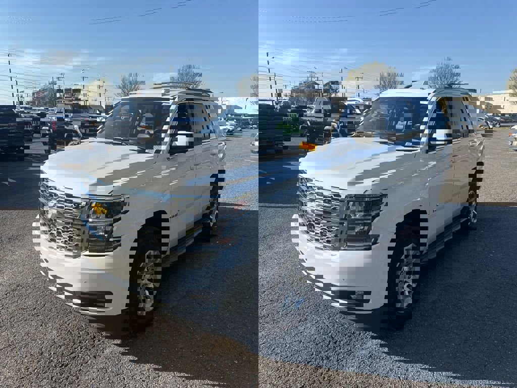 Certified 2019 Chevrolet Tahoe LT w/ Luxury Package image 3