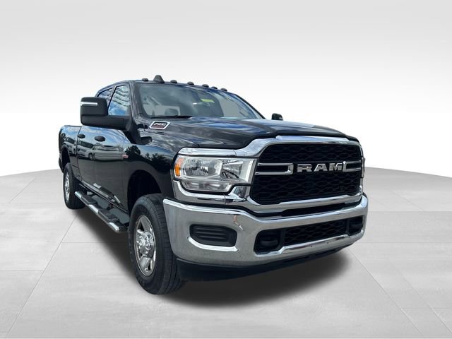 Used 2024 RAM 2500 Tradesman w/ Chrome Appearance Group image 7