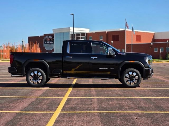 New 2026 GMC Sierra 3500 Denali w/ Technology Package image 2