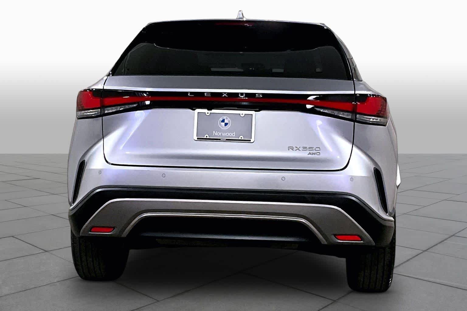 Used 2024 Lexus RX 350 Premium w/ Cold Area Package AWD/4WD image 4