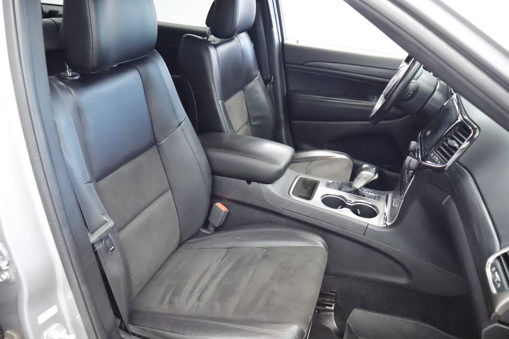Certified 2021 Jeep Grand Cherokee Laredo X AWD/4WD image 21