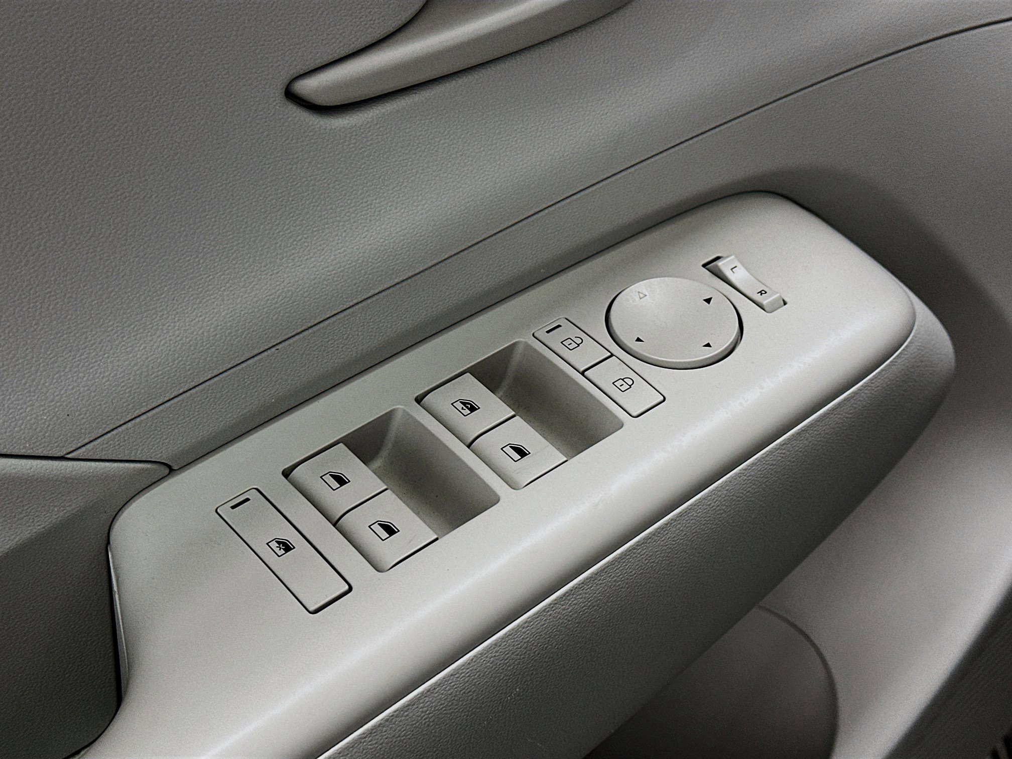 Used 2025 Hyundai Kona SEL image 15