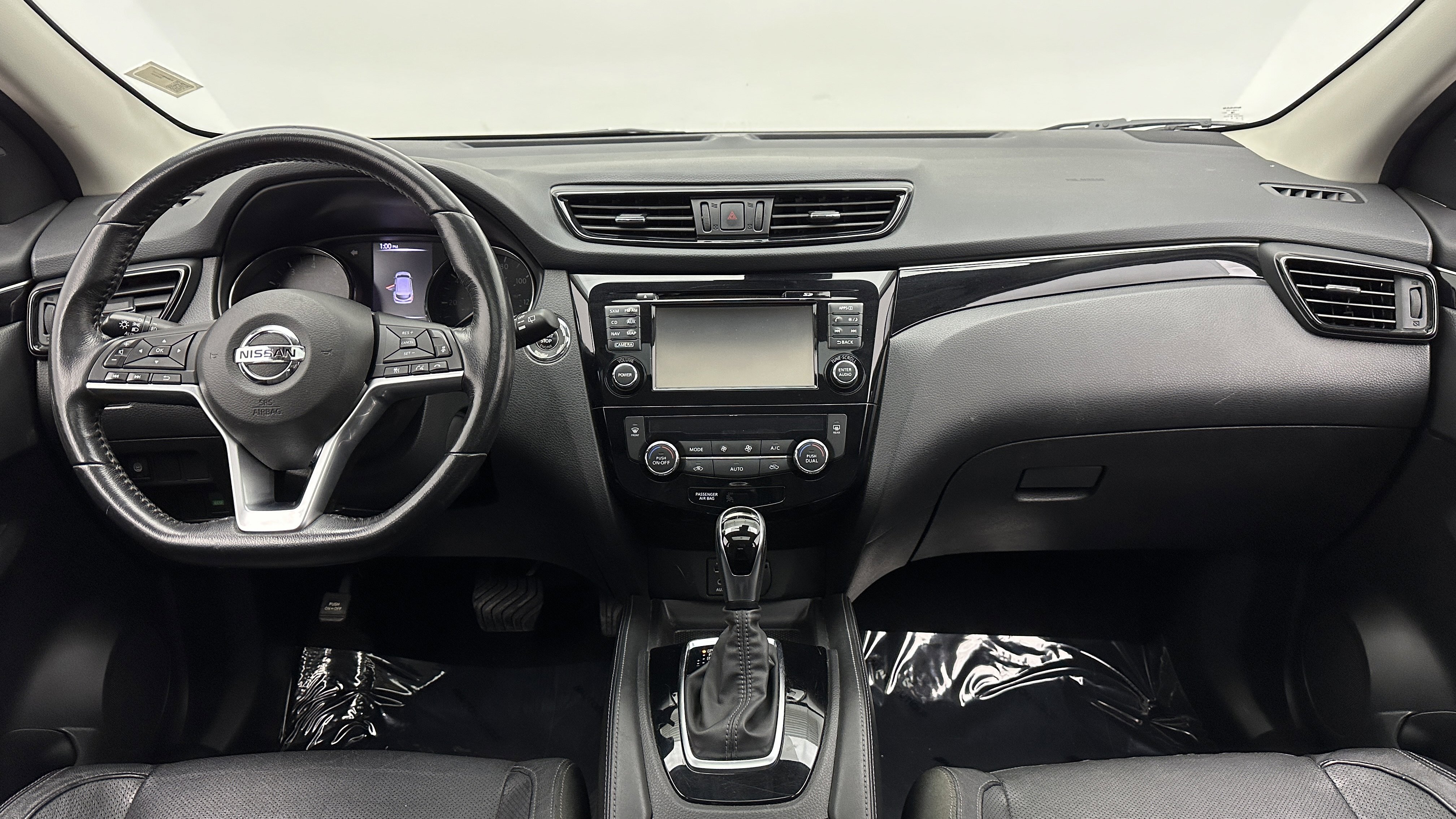 Used 2017 Nissan Rogue Sport SL w/ SL Premium Package image 25