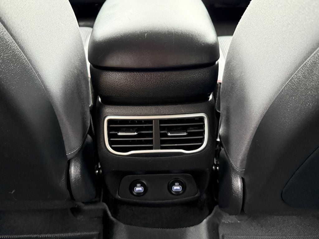Used 2023 Hyundai Santa Fe SEL FWD image 14