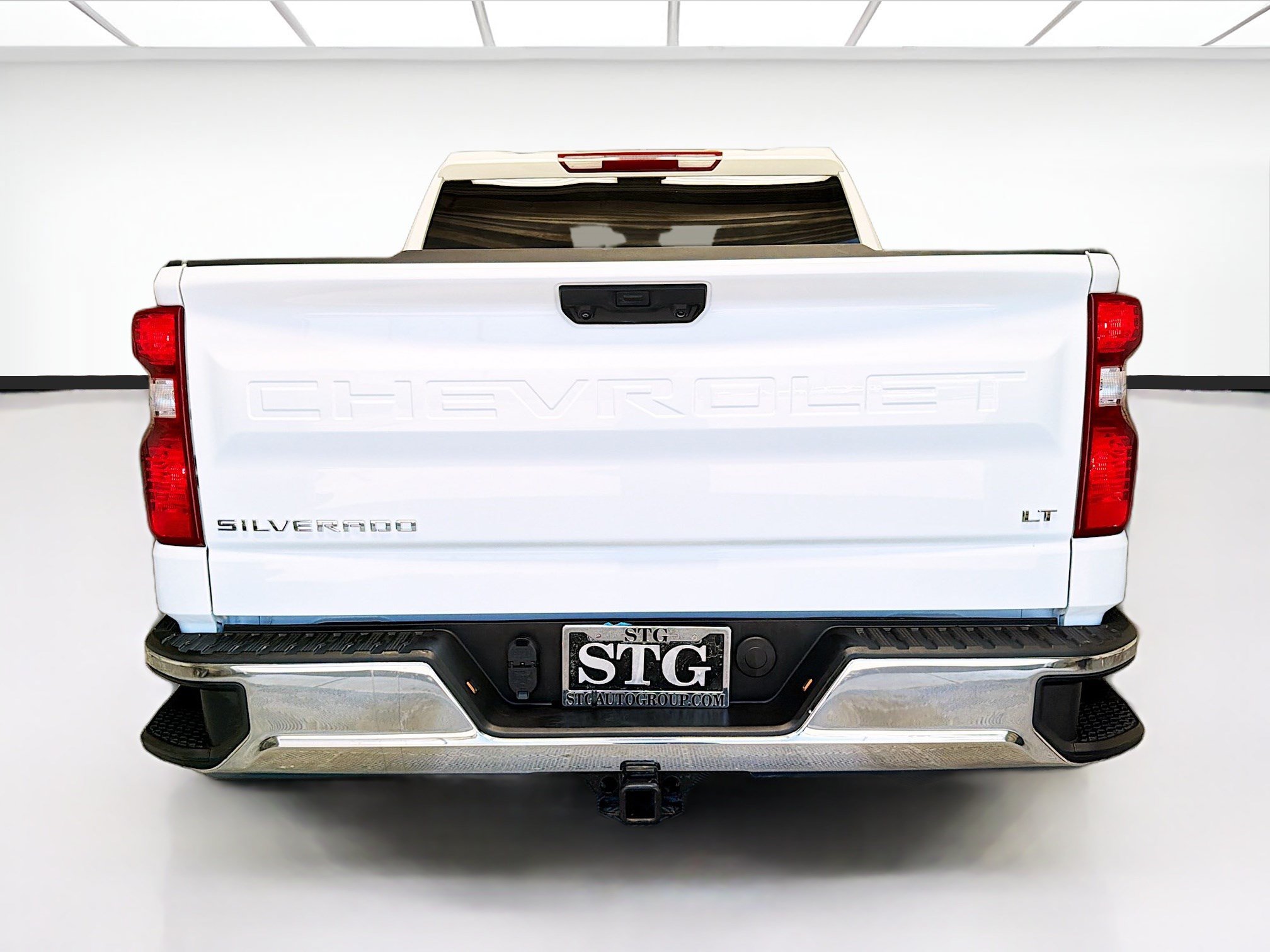 Used 2025 Chevrolet Silverado 1500 LT AWD/4WD image 5