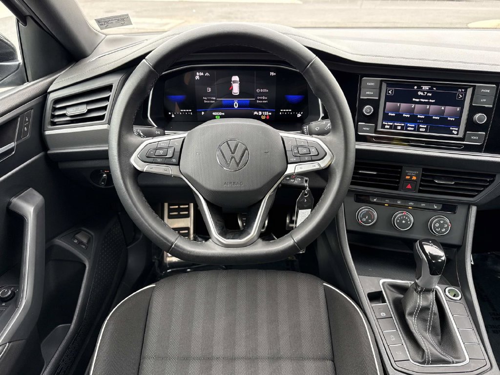 Used 2024 Volkswagen Jetta Sport FWD image 13