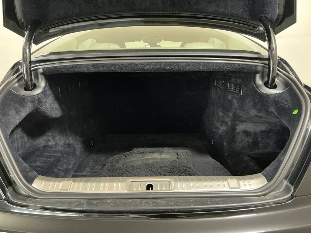 Used 2014 Rolls-Royce Wraith RWD image 27