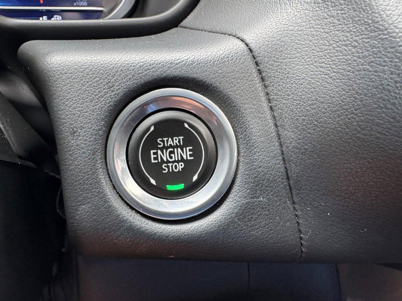 Used 2023 Chevrolet Suburban Z71 w/ Luxury Package image 25