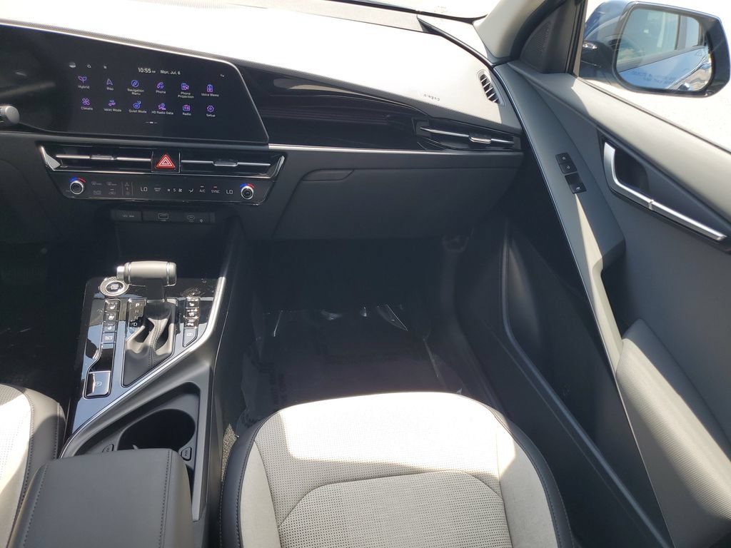 New 2026 Kia Niro FWD image 27